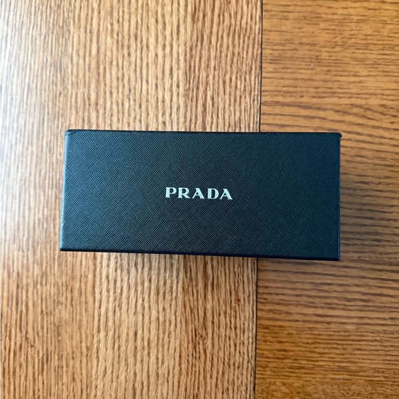 Prada sunglasses - Picture 1 of 9